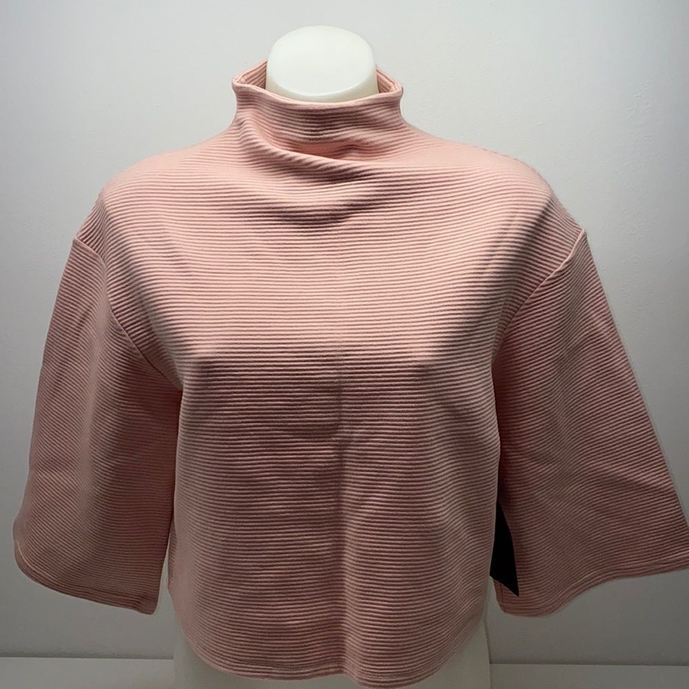 New Gaiam top 